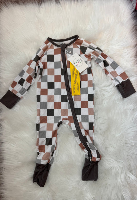 Cozy Checks Zippy